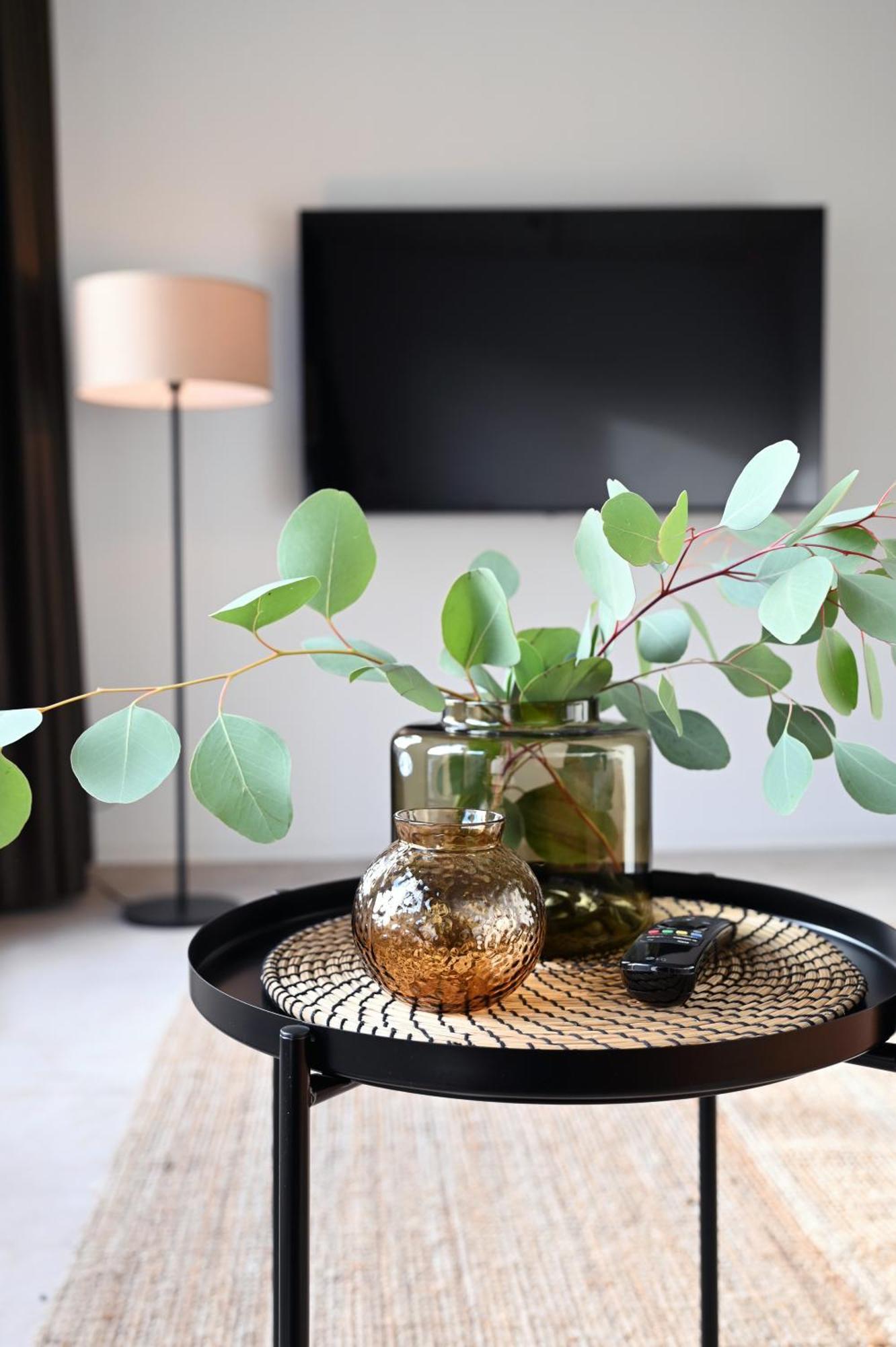 Eiwelhome - Stilvoll, Urban-Ruhig Schlafen, Bahnhofsnah, Balkon Erfurt Ngoại thất bức ảnh