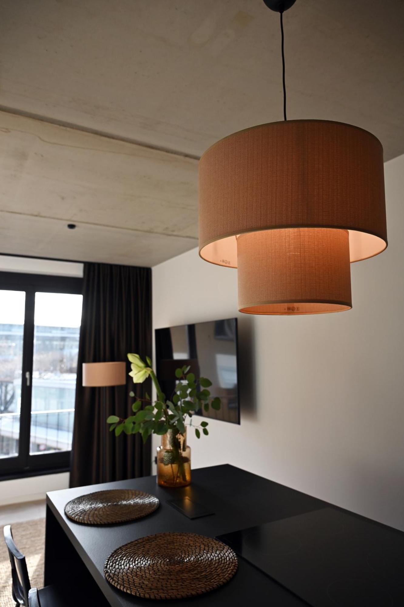 Eiwelhome - Stilvoll, Urban-Ruhig Schlafen, Bahnhofsnah, Balkon Erfurt Ngoại thất bức ảnh