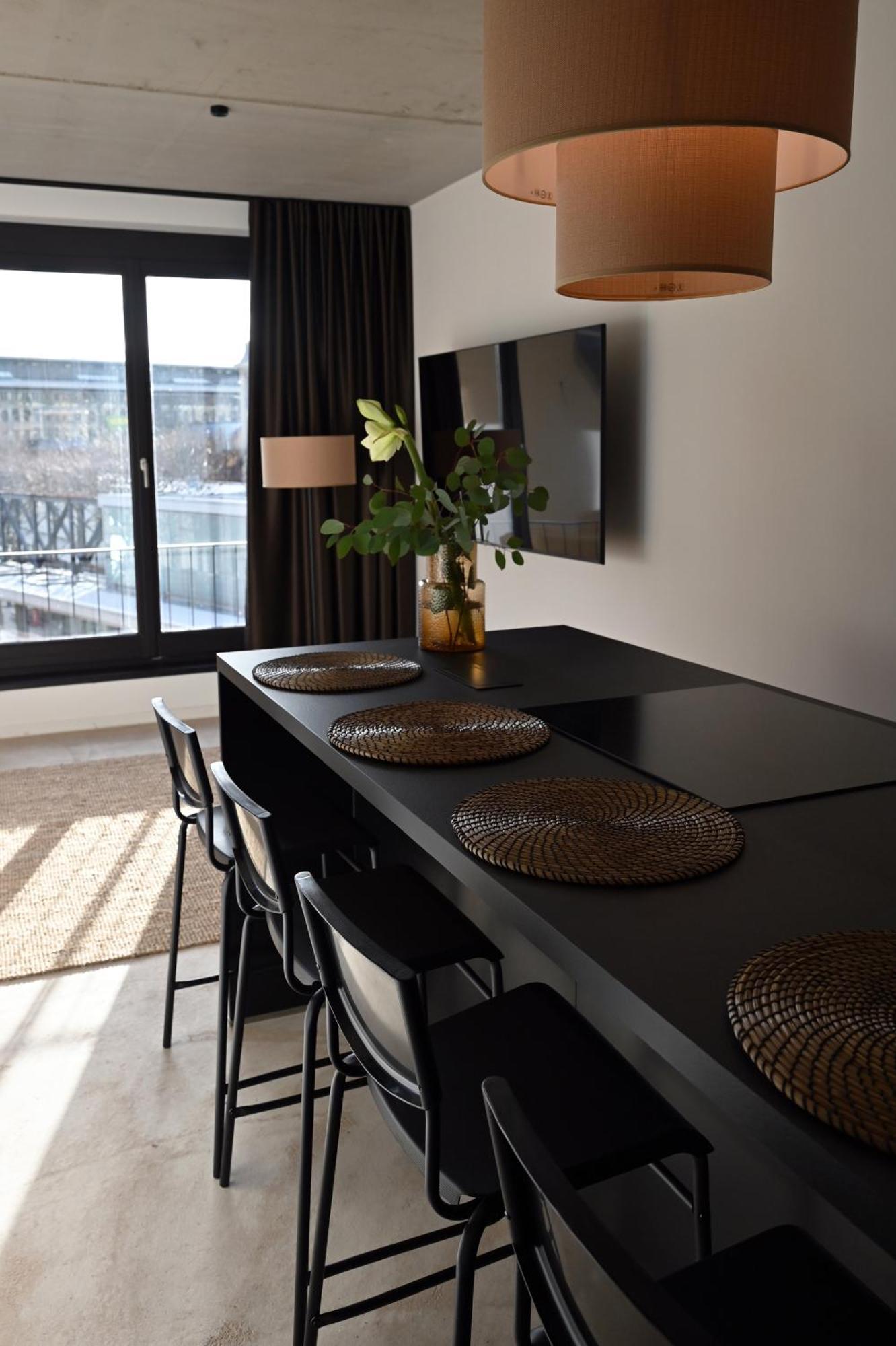 Eiwelhome - Stilvoll, Urban-Ruhig Schlafen, Bahnhofsnah, Balkon Erfurt Ngoại thất bức ảnh
