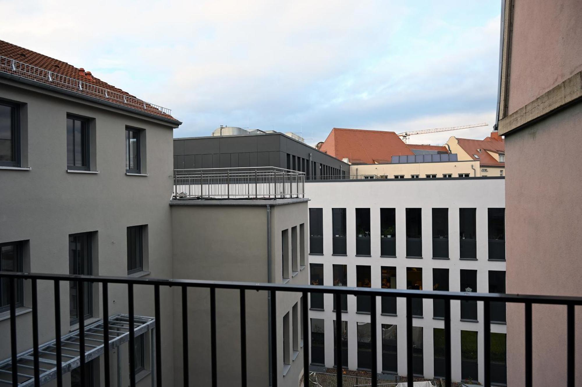 Eiwelhome - Stilvoll, Urban-Ruhig Schlafen, Bahnhofsnah, Balkon Erfurt Ngoại thất bức ảnh